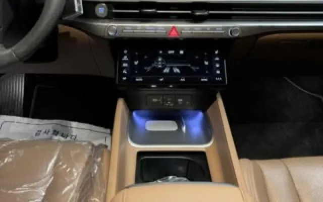 인천자동차경매사이트 그랜저 (GN7) LPG 3.5 2WD 매물 사진 18 - 2023/03 40,417km